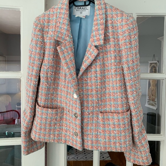 vintage chanel blazer